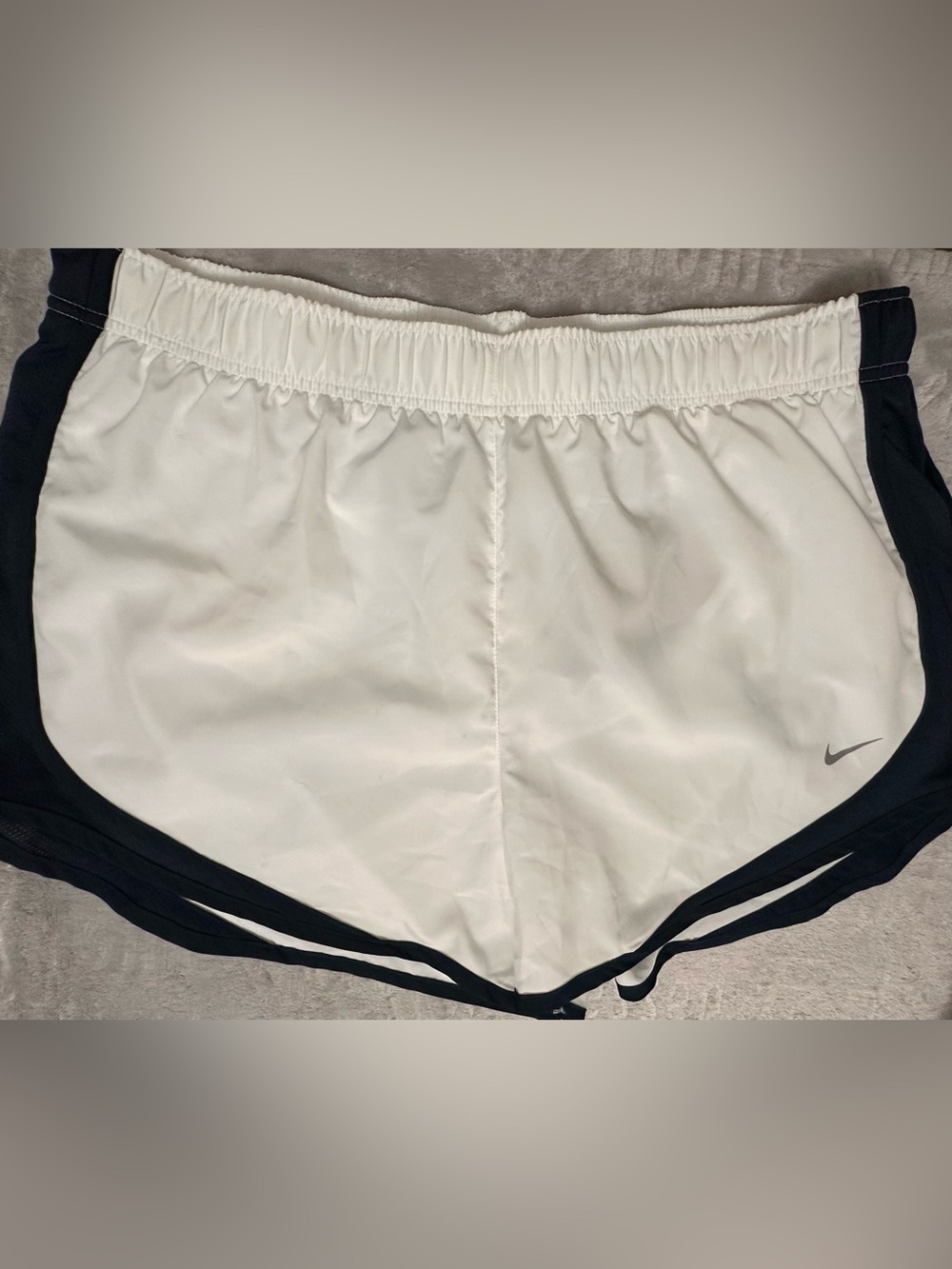 Nike NWT White Navy Tempo Dri-FIT Running Shorts XL